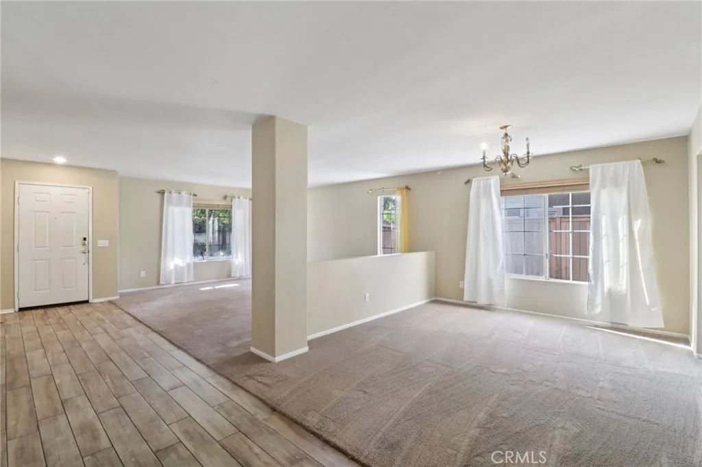 https://cdn.realtyfeed.com/cdn/127/306621830/b09bca7a1c64c9b1713b5abd731b9fef.webp