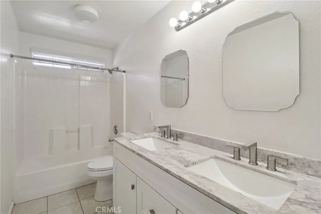 https://cdn.realtyfeed.com/cdn/127/306621830/f0dc29a9bfe28a0f41688c94861ce8c8.webp