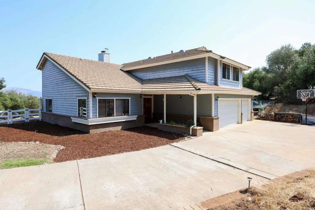 https://cdn.realtyfeed.com/cdn/127/306621908/1cb6126c4225fa8c02db14924662ed3a.webp