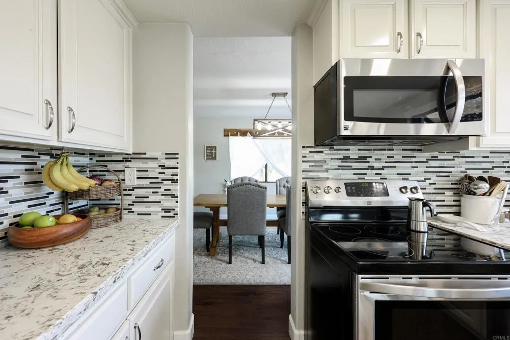 2129 Avenida Del Cielo, Alpine, CA 91901