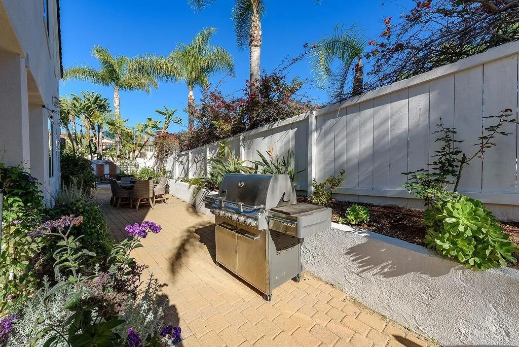 2903 Rancho Cortes, Carlsbad, CA, 92009