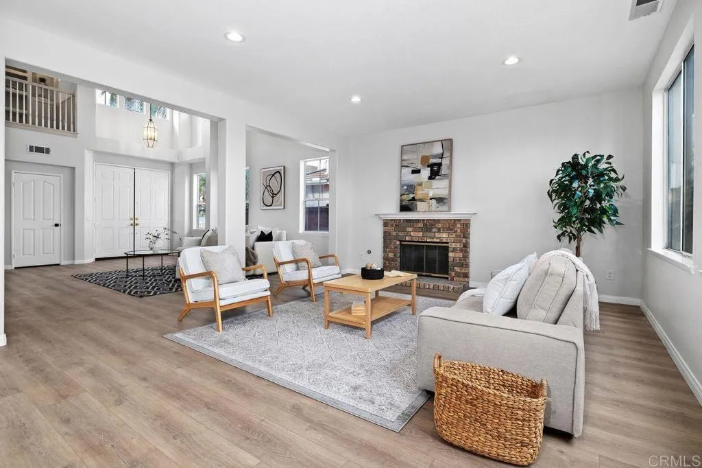 https://cdn.realtyfeed.com/cdn/127/306621950/2c468535a6aab90a7afdaed366034685.webp