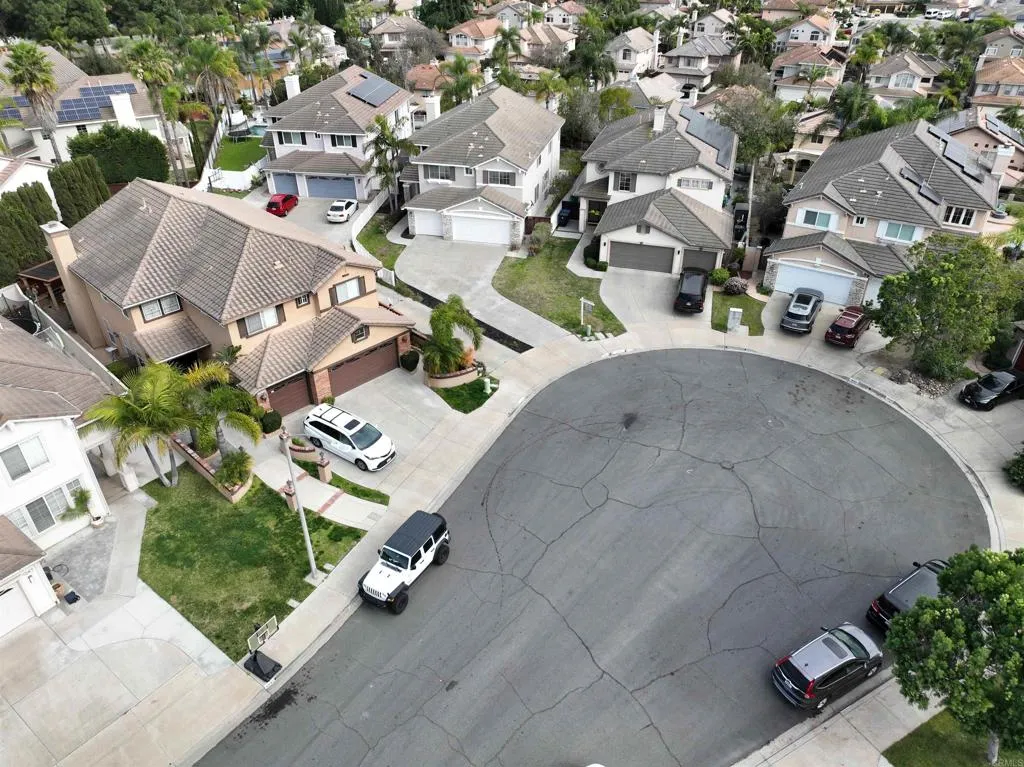 https://cdn.realtyfeed.com/cdn/127/306621950/a150185ddc9ba8f911b9592a9a0a1e98.webp
