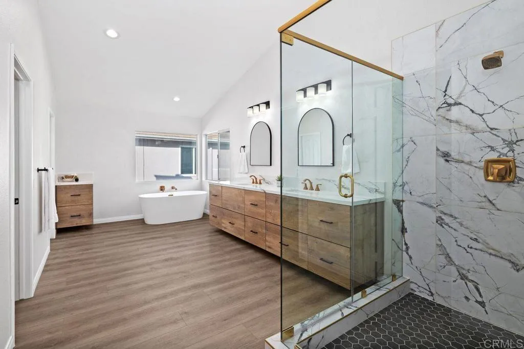 https://cdn.realtyfeed.com/cdn/127/306621950/def9362ab5a0c8711fef106aedcf1248.webp