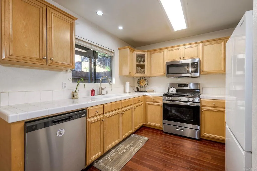 https://cdn.realtyfeed.com/cdn/127/306621951/3642ed24954849d5b2ebd89b82300576.webp