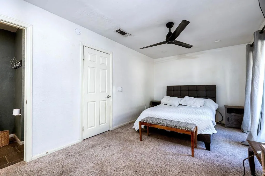 https://cdn.realtyfeed.com/cdn/127/306621951/ada686b5ba626af0704fe612254f8f61.webp