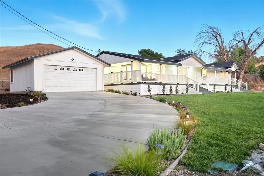 29626 Silver Street, Val Verde, CA 91384 - Photo 5 of 24, Val Verde, CA
