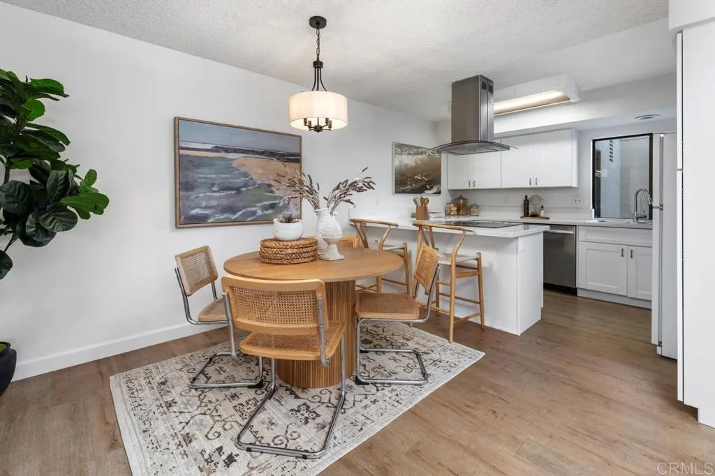 Photo #7: NDP2600533 Listing: Photo #7