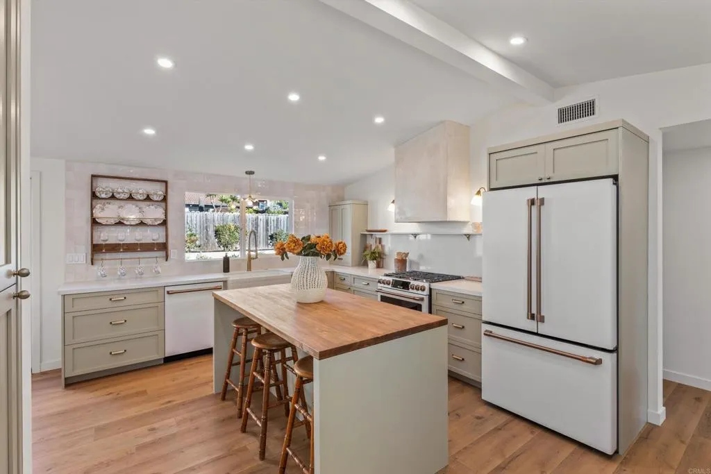 https://cdn.realtyfeed.com/cdn/127/306622010/64466114ec326b2167008fb268b3adcb.webp