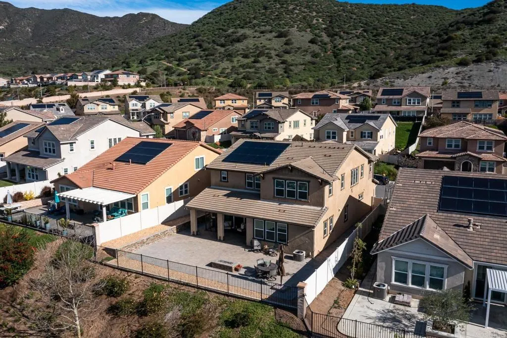https://cdn.realtyfeed.com/cdn/127/306622030/229d3c7b24288189ea54385a0f94c34b.webp