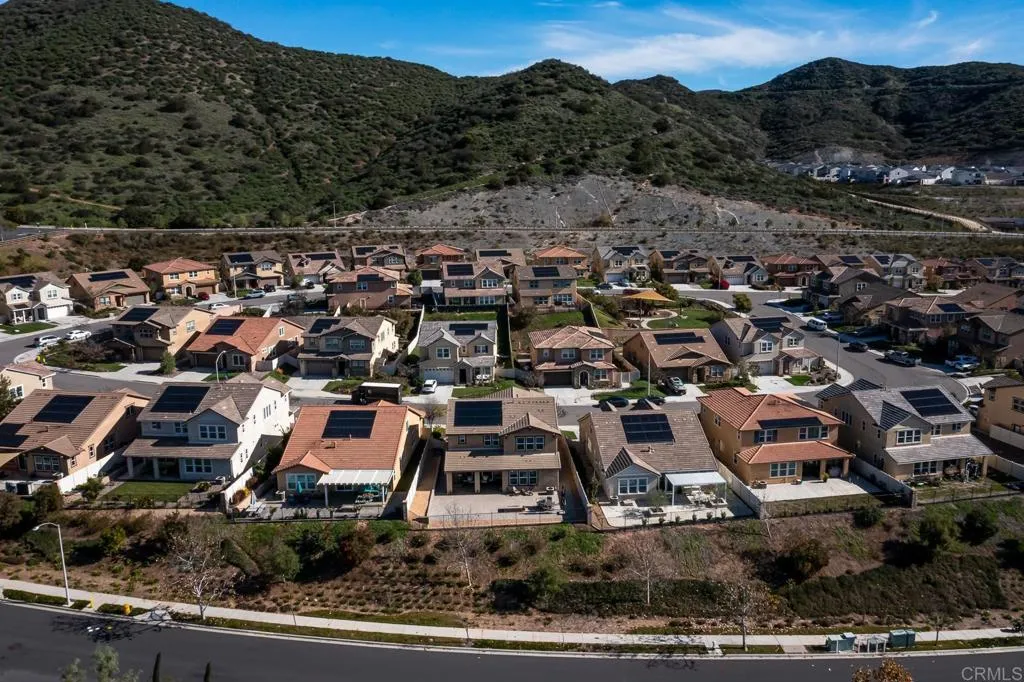 https://cdn.realtyfeed.com/cdn/127/306622030/61d5f89f69bcd07208e88b573d4a9066.webp