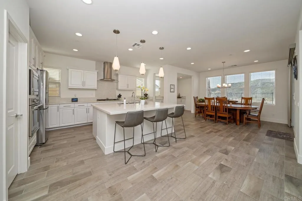 https://cdn.realtyfeed.com/cdn/127/306622030/7fab537a4047e201a1a9b1207243fed4.webp