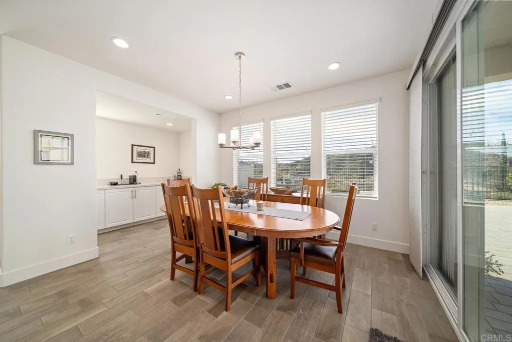 https://cdn.realtyfeed.com/cdn/127/306622030/d591b6e0a7570d7e53f1fd040f421ac9.webp