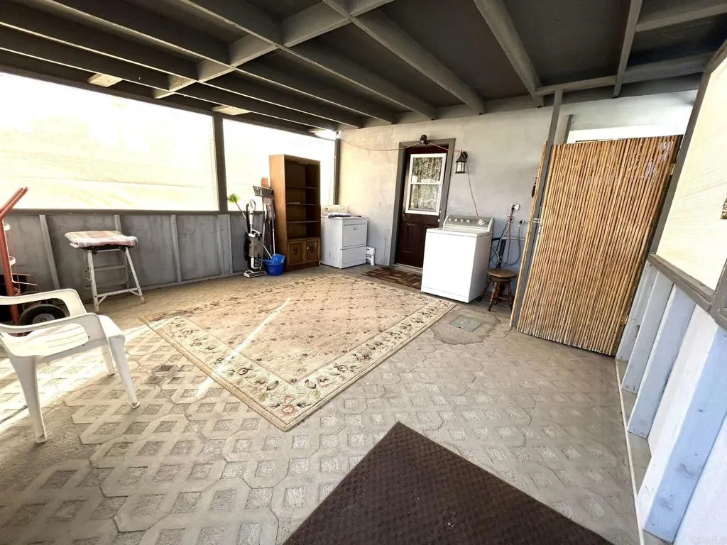 https://cdn.realtyfeed.com/cdn/127/306622149/1f5c4bc39f624ea1741174fee5852613.webp