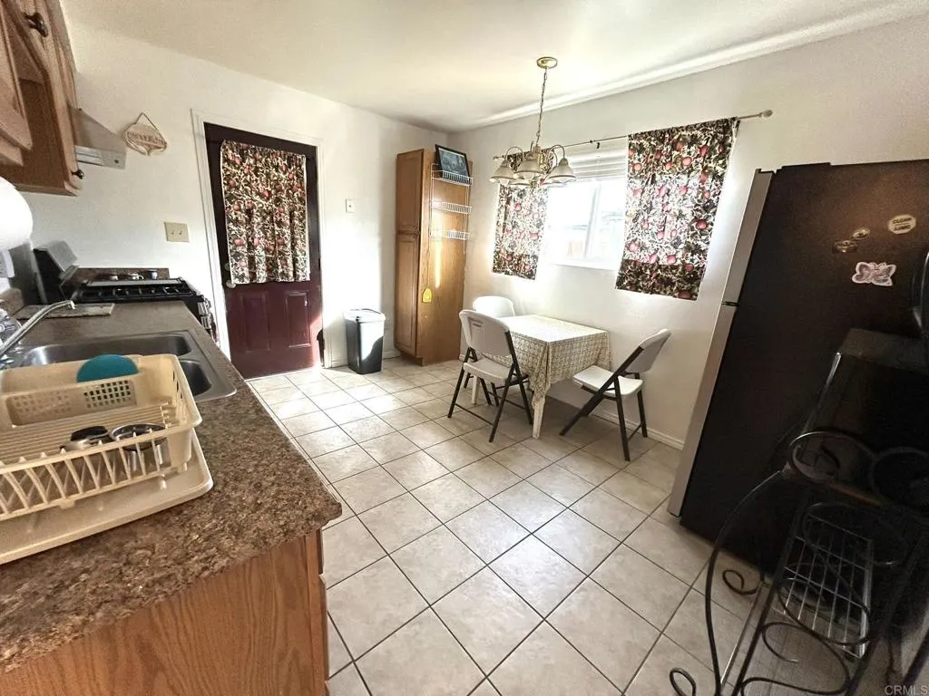 https://cdn.realtyfeed.com/cdn/127/306622149/77935408bd9372606bce167f8db4a634.webp