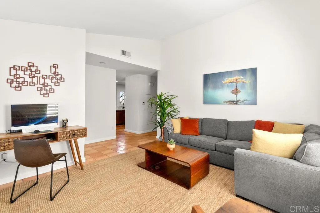 https://cdn.realtyfeed.com/cdn/127/306622170/5540cd102fb5fd95f3627331509f1840.webp