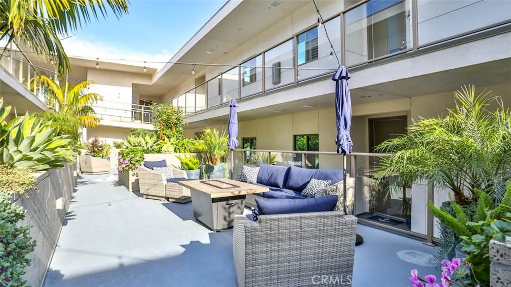 https://cdn.realtyfeed.com/cdn/127/306622174/ad21f2e133b066827e15583238b2ff87.webp