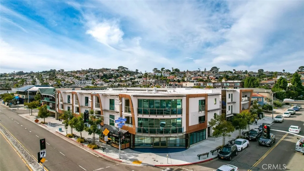https://cdn.realtyfeed.com/cdn/127/306622174/b6223908ec1faeb88914c65703941c00.webp