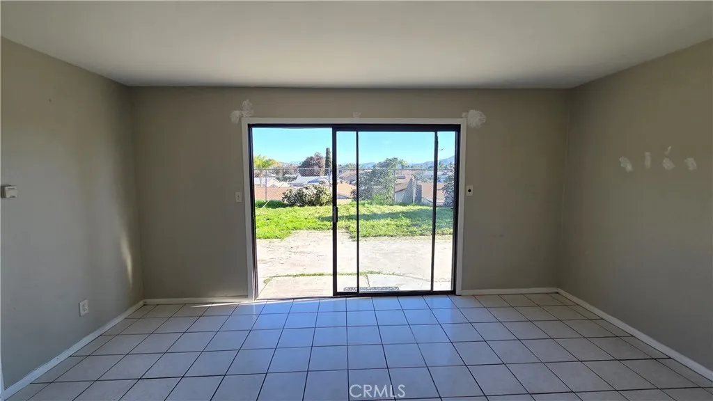 https://cdn.realtyfeed.com/cdn/127/306622222/2e1ce275701365e328bea050c9bfec29.webp