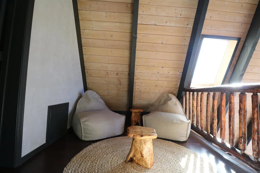 https://cdn.realtyfeed.com/cdn/127/306622226/43262c6774fe6919b4dc48c2dd8f43fb.webp