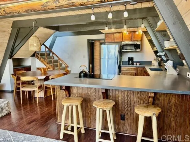 https://cdn.realtyfeed.com/cdn/127/306622226/563d1381b03de3e6b9d99db117f2b572.webp