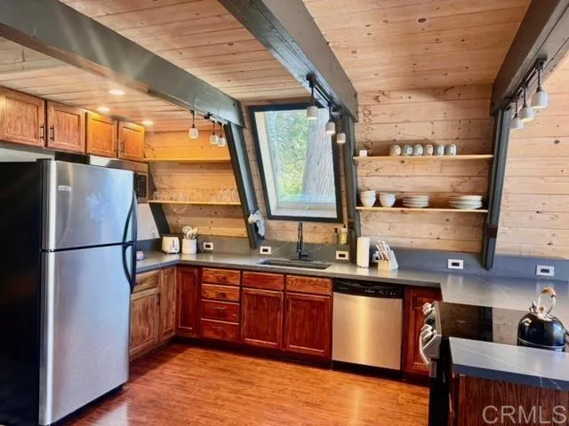 https://cdn.realtyfeed.com/cdn/127/306622226/9df64a86fb8711ef44a21a27b7bb5266.webp