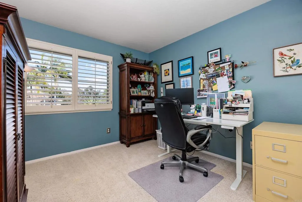 https://cdn.realtyfeed.com/cdn/127/306622251/28a0f20f70c75ee98888ce1164fdc38e.webp