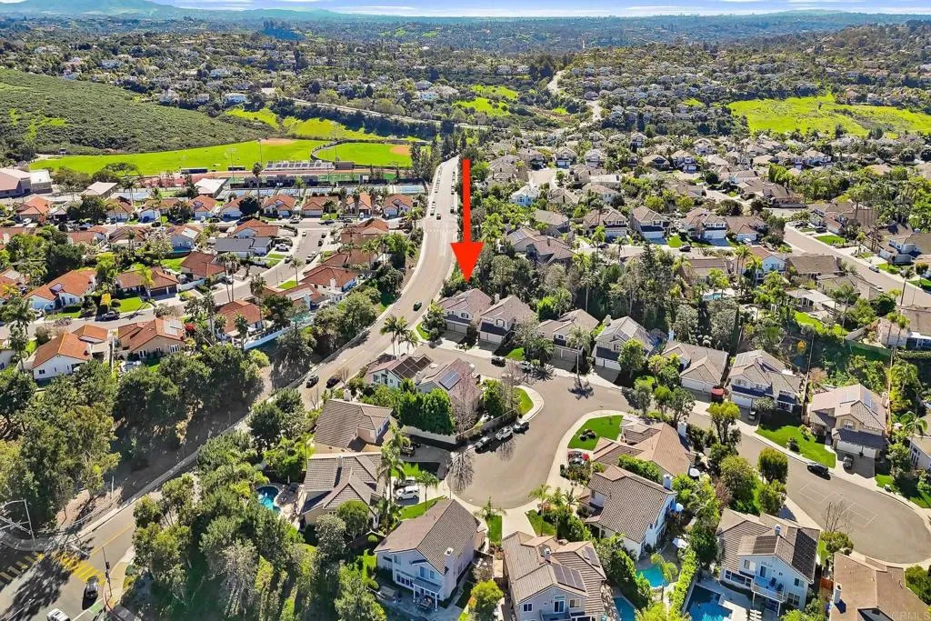 https://cdn.realtyfeed.com/cdn/127/306622251/5c915832cca4011044b412cedf862c7b.webp