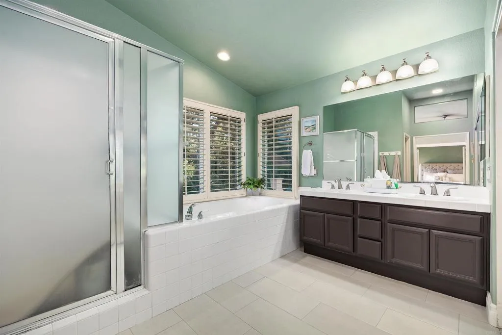 https://cdn.realtyfeed.com/cdn/127/306622251/c4d608197bd240bc9597297869fa587b.webp