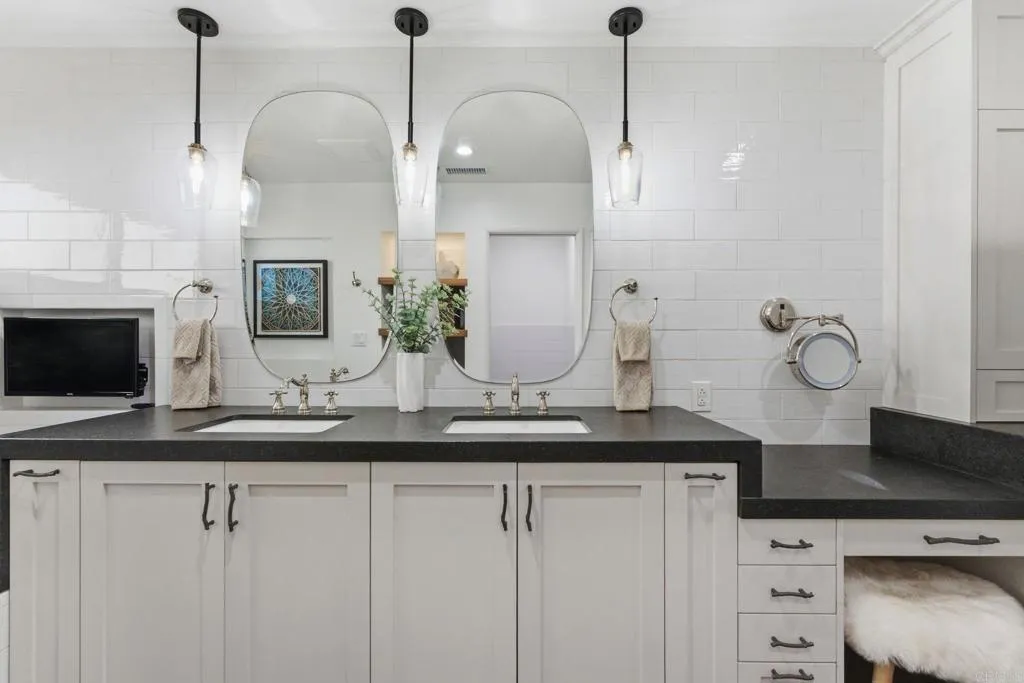https://cdn.realtyfeed.com/cdn/127/306622254/56400416a62288badd6d40165e1aaf54.webp