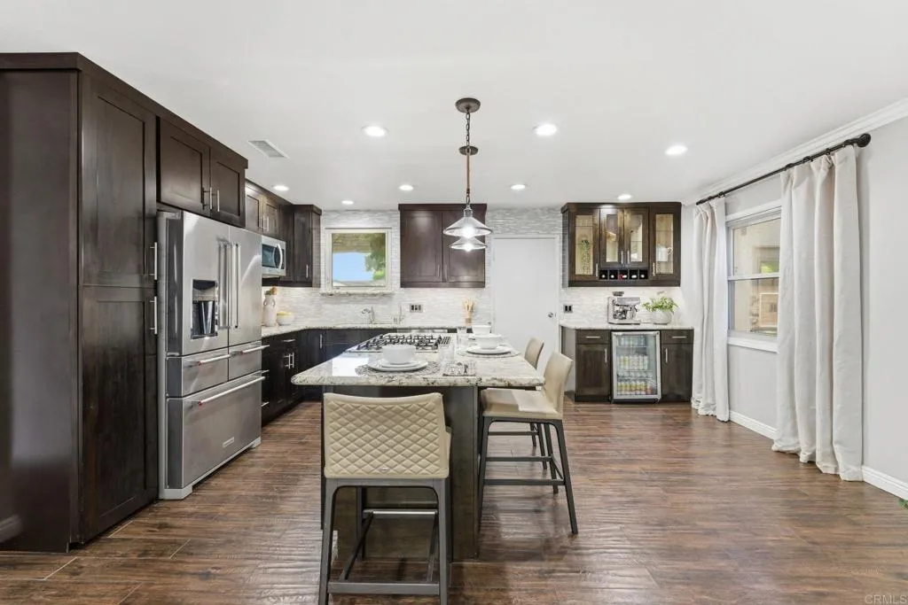 https://cdn.realtyfeed.com/cdn/127/306622254/93758b172f40ca21d261ce0133377f90.webp