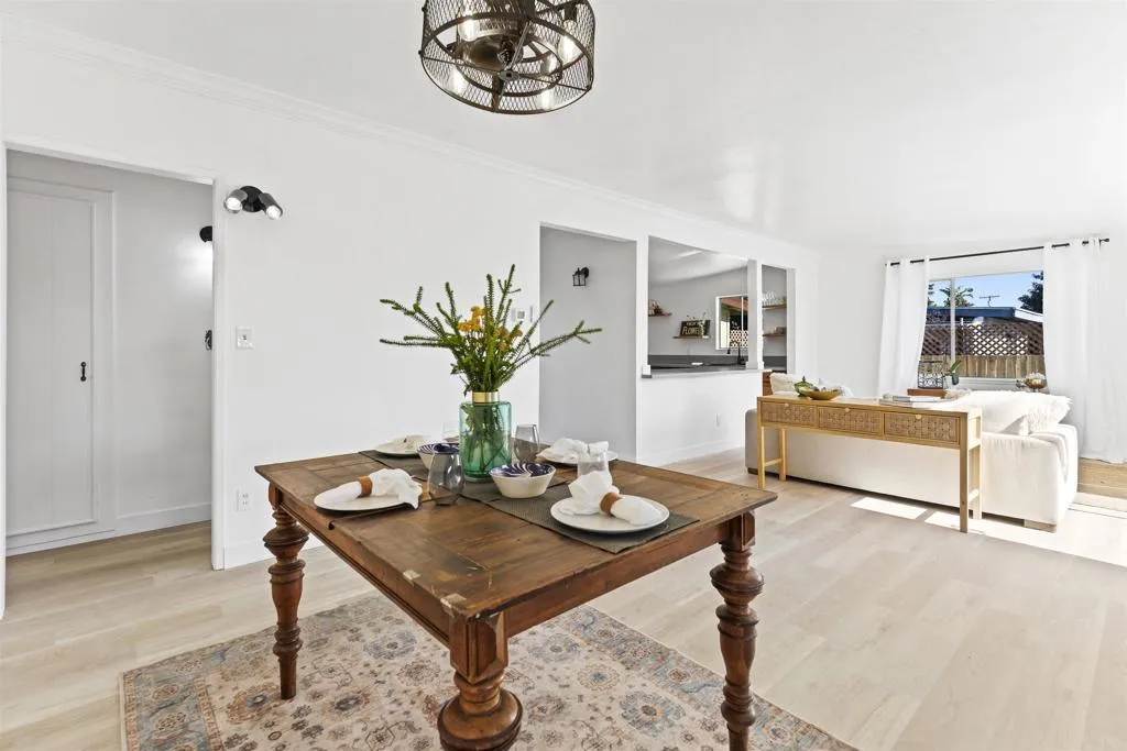 https://cdn.realtyfeed.com/cdn/127/306622256/4b79db9532f6f5233c4560d3bff7d700.webp