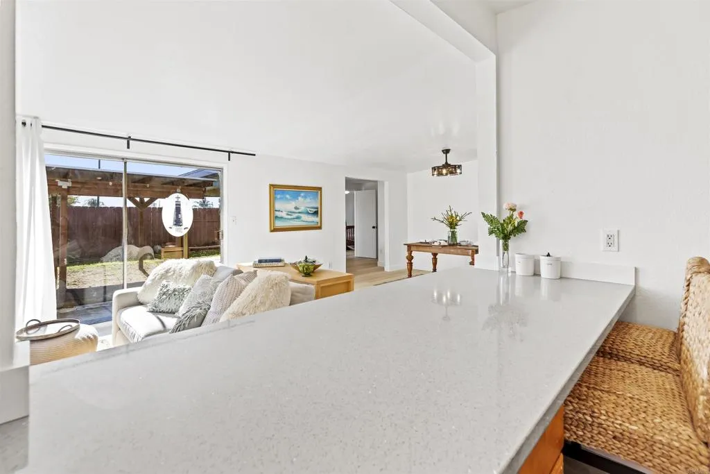 https://cdn.realtyfeed.com/cdn/127/306622256/ab5038a50e7548e319494c31a250374d.webp