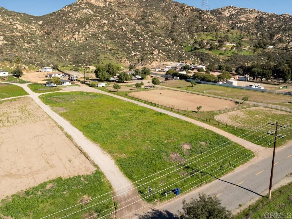 https://cdn.realtyfeed.com/cdn/127/306622281/1a62a12e889e518b49031a803c204572.webp