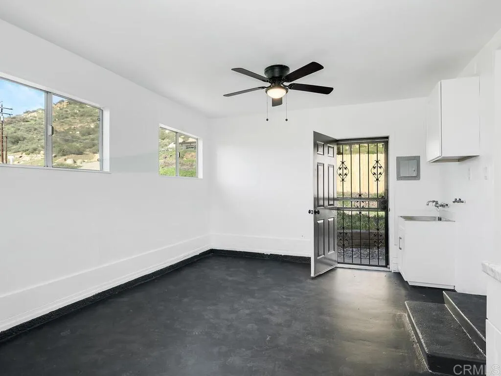 https://cdn.realtyfeed.com/cdn/127/306622281/838ba8b80d961d6556300d1125c6df4a.webp