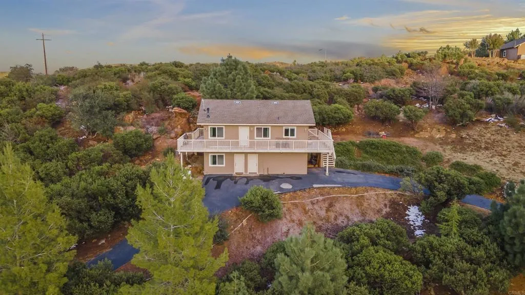 https://cdn.realtyfeed.com/cdn/127/306622286/6e92b871f5b11e1fcf38dd8c408e6671.webp