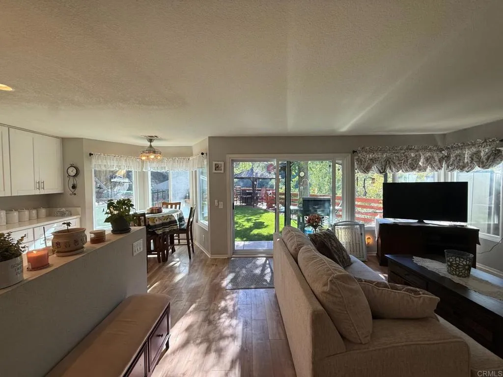 https://cdn.realtyfeed.com/cdn/127/306622291/3a3893eac39594c116f8024337b8b6da.webp
