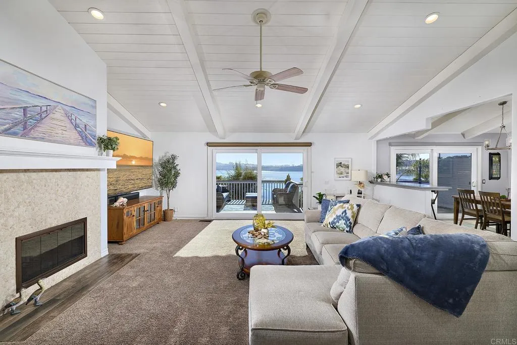 https://cdn.realtyfeed.com/cdn/127/306622296/cb1dfa5ad39f7de4c492a42c48eaa67b.webp