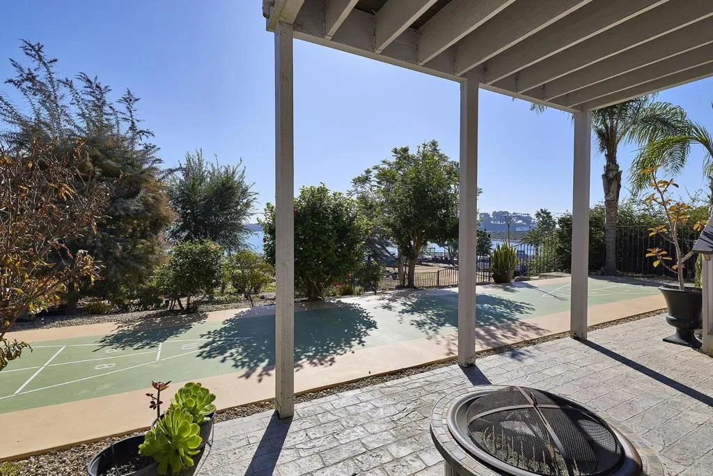 https://cdn.realtyfeed.com/cdn/127/306622296/d075964bb0832458c905401169cd2000.webp