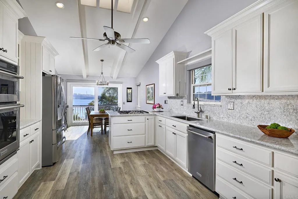 https://cdn.realtyfeed.com/cdn/127/306622296/dde4695342849977434efb691e7171ca.webp