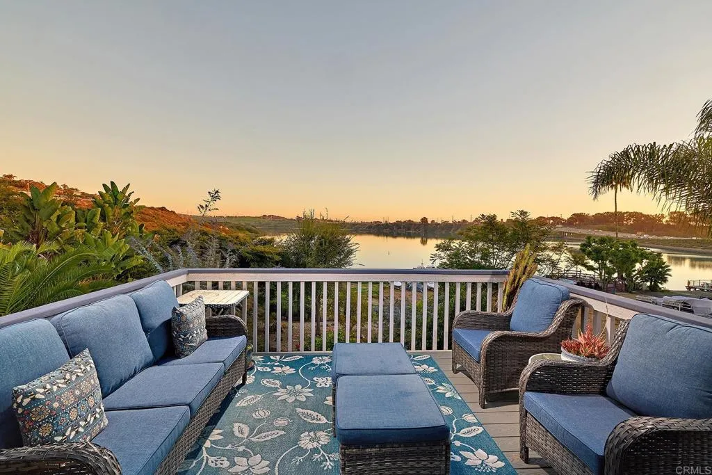 https://cdn.realtyfeed.com/cdn/127/306622296/f2edf0eb5b4b0e110acc4479fc6e41eb.webp