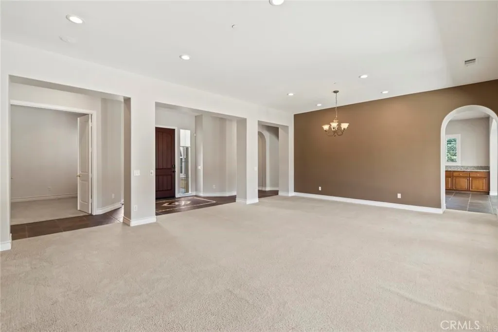 https://cdn.realtyfeed.com/cdn/127/306622298/15648ef1a6adfe2dc18e9ae778bfc91f.webp