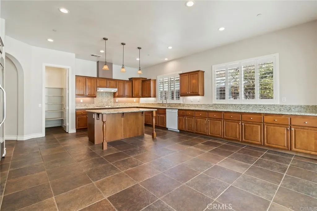 https://cdn.realtyfeed.com/cdn/127/306622298/46ec1dd26cb69ebdfc94c8dcec80af46.webp