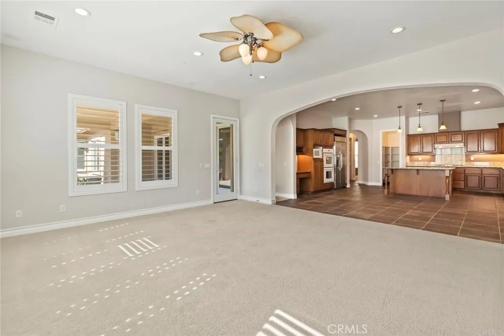 https://cdn.realtyfeed.com/cdn/127/306622298/6f8ed9f6d86a6ec2d9545a7217d44420.webp