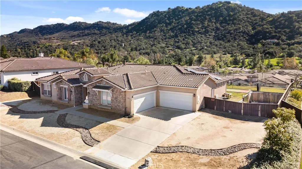https://cdn.realtyfeed.com/cdn/127/306622298/a69c9c9d63ea478e1fd08e64f5085322.webp
