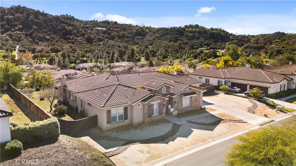 https://cdn.realtyfeed.com/cdn/127/306622298/b04431220cfe63068b59710af1ac0329.webp