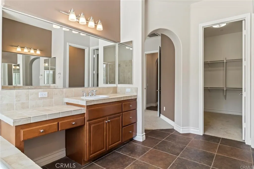 https://cdn.realtyfeed.com/cdn/127/306622298/f11d494de4e849e0c25a57dfcf2f37c9.webp