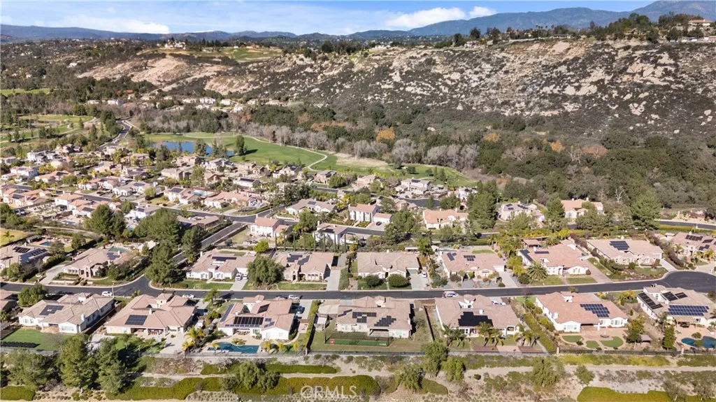 https://cdn.realtyfeed.com/cdn/127/306622298/fa40b185fb30ca642f9a07ea1fb20f51.webp