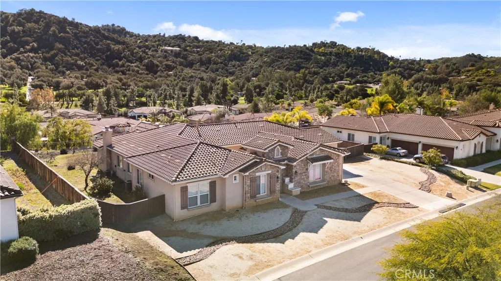 https://cdn.realtyfeed.com/cdn/127/306622298/fb9761df989686e8b767e2d01d408b46.webp