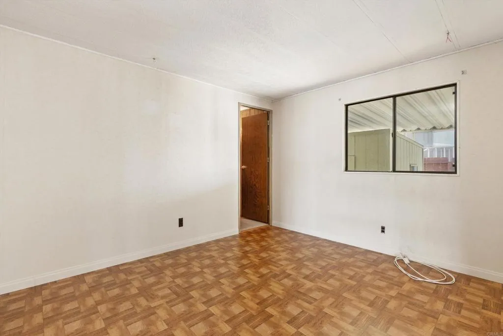 https://cdn.realtyfeed.com/cdn/127/306622351/0ae98abce875a5afbb7eb18646c1d5e7.webp